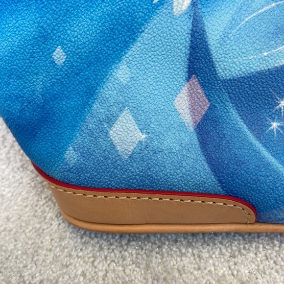 Dooney & Bourke Cinderella Carriage Shopper Tote Bag Purse NWOT - Picture 5 of 15